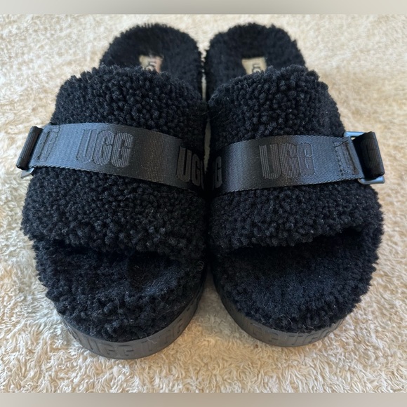 UGG Fluffita Black Platform Sandal size 9 - Picture 2 of 10
